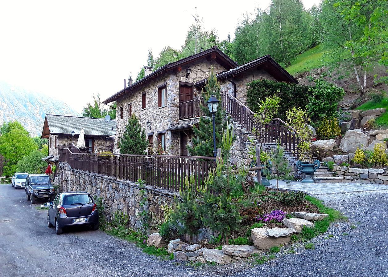 Vila Agriturismo Al Castagneto Mazzo di Valtellina Exteriér fotografie