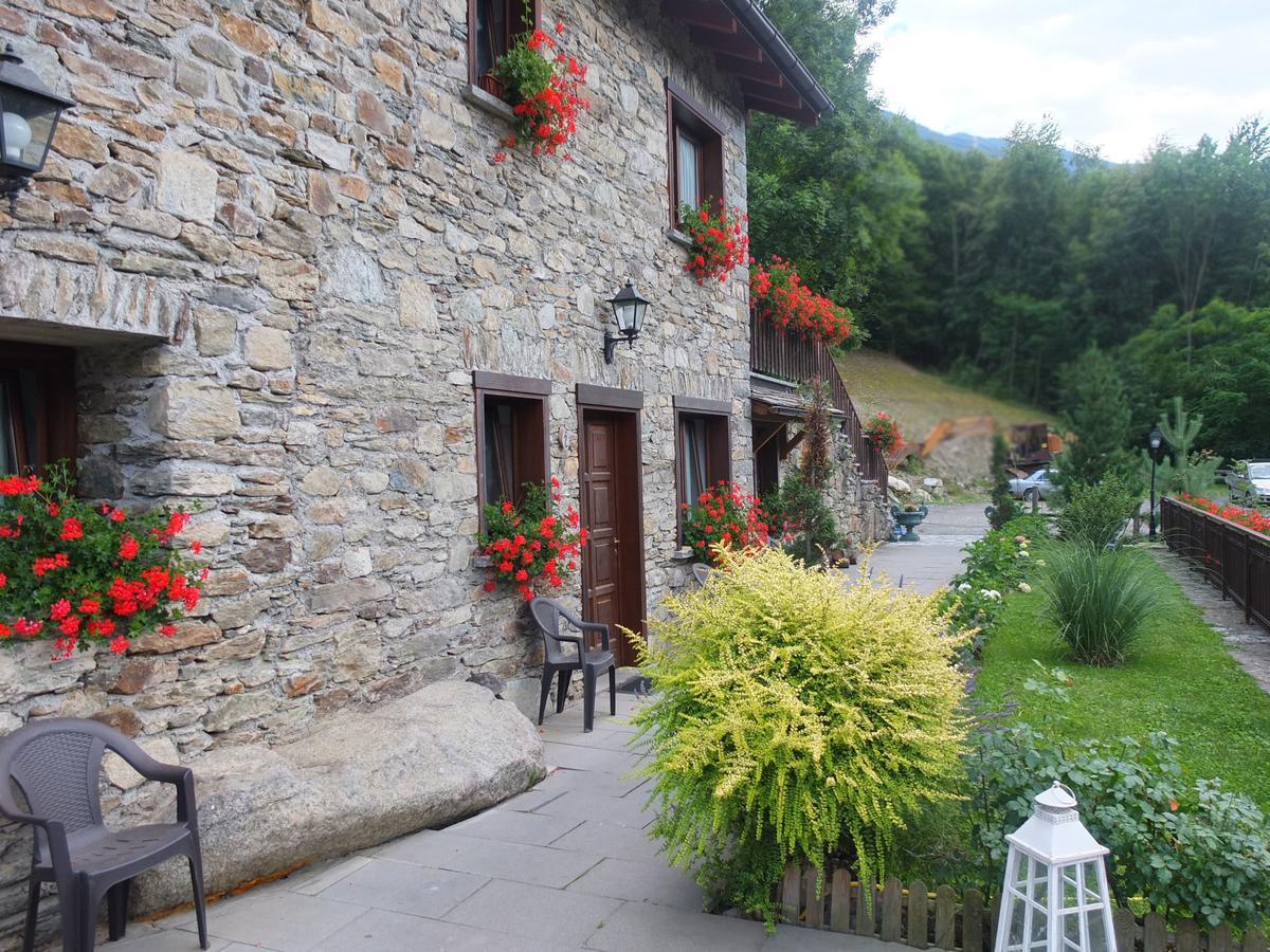 Vila Agriturismo Al Castagneto Mazzo di Valtellina Exteriér fotografie