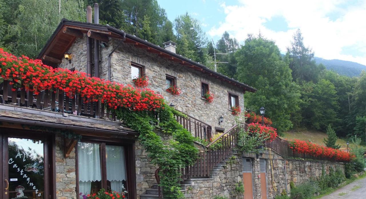 Vila Agriturismo Al Castagneto Mazzo di Valtellina Exteriér fotografie